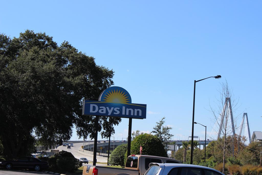 Days Inn By Wyndham Mt Pleasant-Charleston-Patriots Point Екстериор снимка