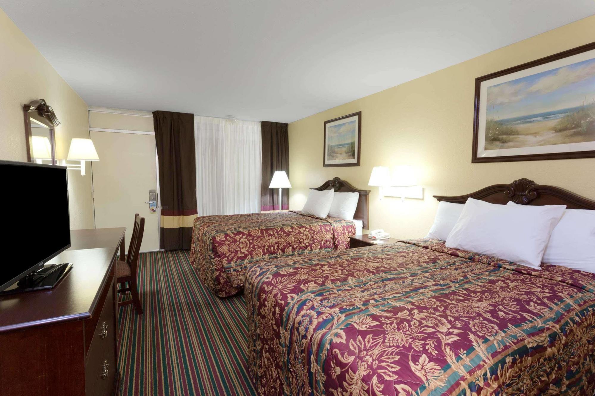 Days Inn By Wyndham Mt Pleasant-Charleston-Patriots Point Екстериор снимка